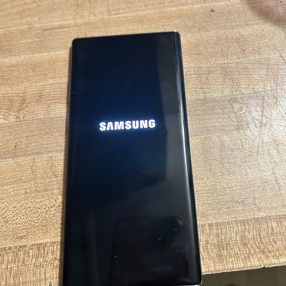 T-Mobile Samsung note 10 used few time.like new and work perfect.